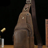 Kalevi™ | Ajaton nahkainen nahkainen olkalaukku