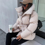 Saaga™️ | Oversize-takki ajattomalla ilmeellä