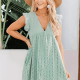 Aarni™️ | Elegantti minimekko ajattomalla siluetilla