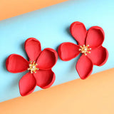 Kultaiset kukkakorvakorut