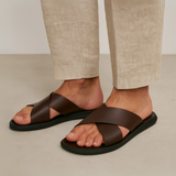 Teemu™ | Ristiremmeillä varustetut sandaalit