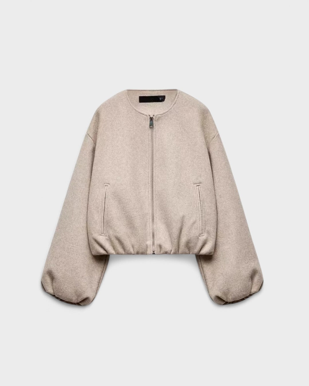 Aurora™ | Lyhyt Bombertakki