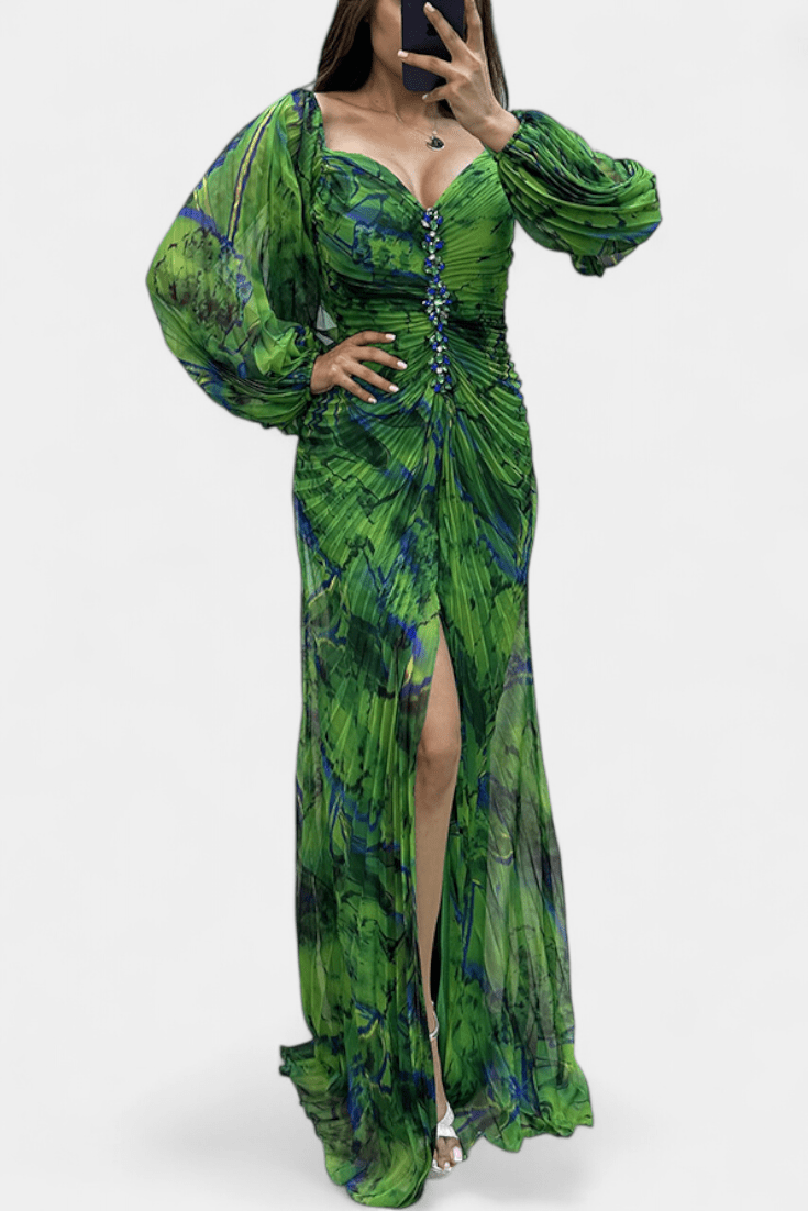 Emilia™️ | Pliseerattu maksimekko ajattomalla eleganssilla