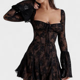 Iina™️ | Elegantti minimekko ajattomalla siluetilla