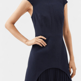 Aila™️ | Pliseerattu mekko modernilla eleganssilla