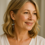 Kolibrin muotoiset korvakorut emalilla ja zirkoneilla