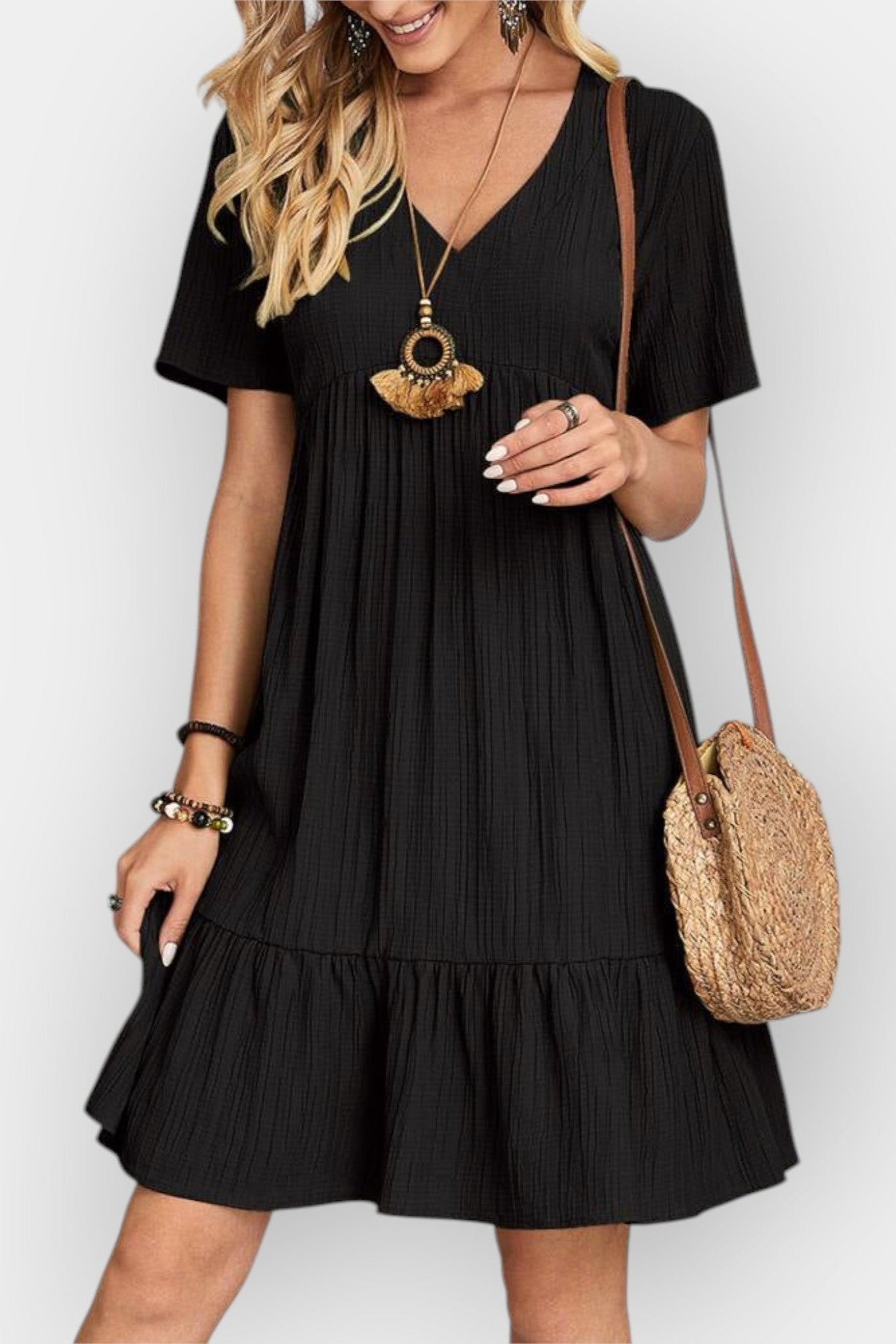 Elina™ | V-pääntiemekko