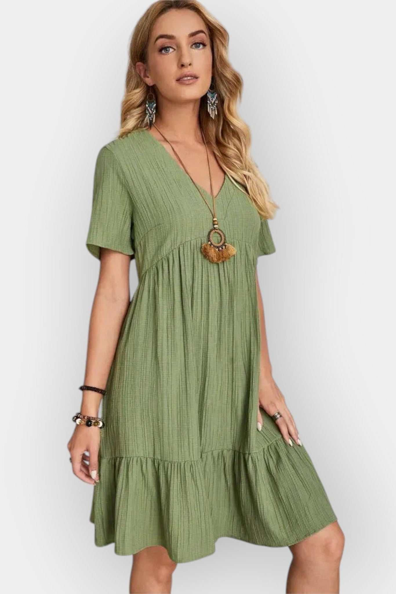 Elina™ | V-pääntiemekko