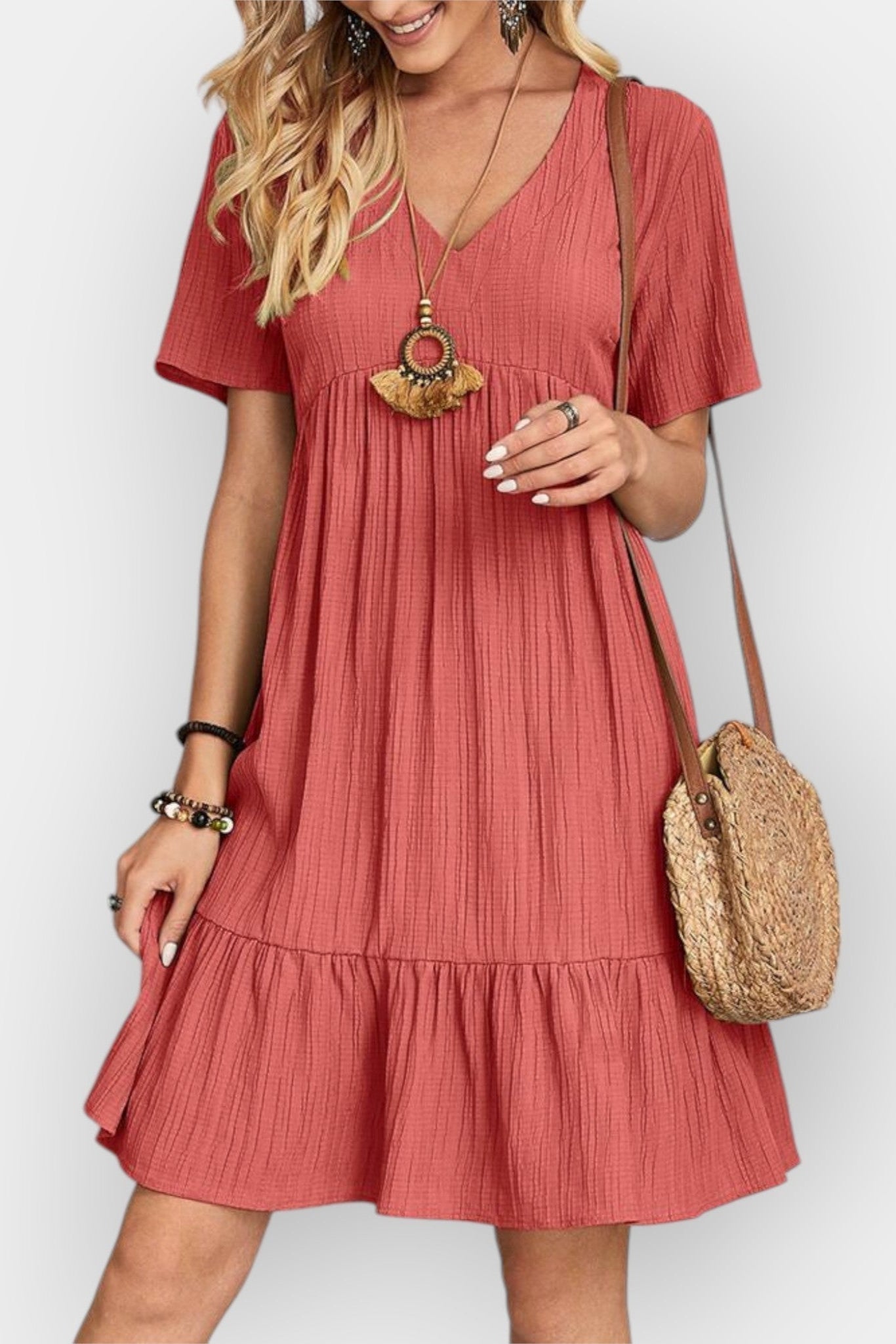 Elina™ | V-pääntiemekko